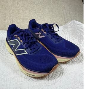 New Balance Women 9 Fresh Foam 1080 Blue Pink Athletic Running Walking Sneakers